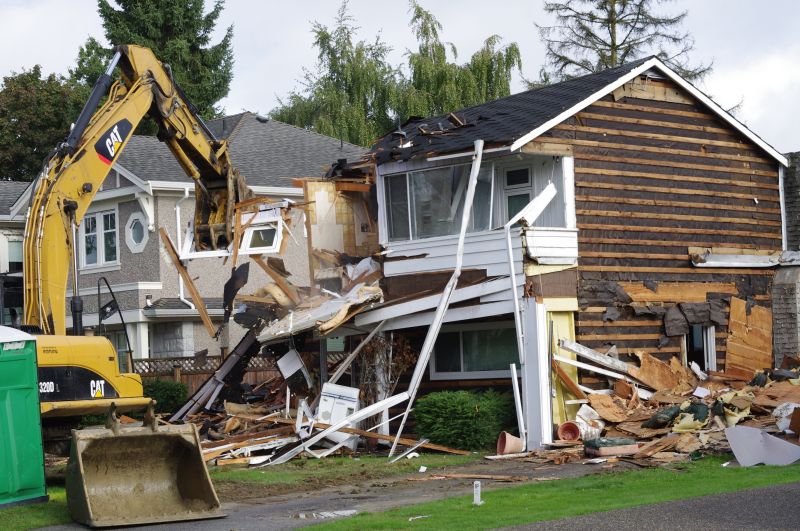 House Demolition Service in South Houston, TX